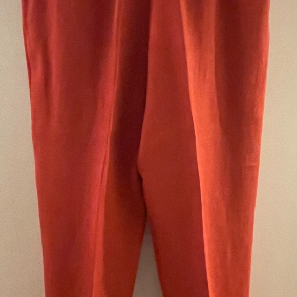 Doncaster Linen Pant Suit - Picture 6 of 8